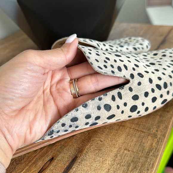 Dolce Vita leopard leather/suede slides women’s size 7 GUC - Picture 4 of 5